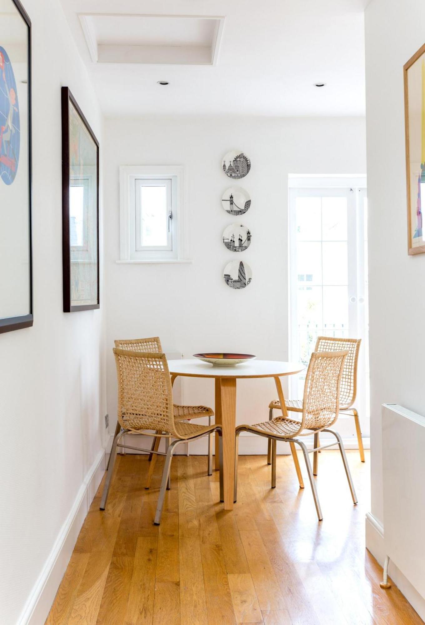 Elephant & Oxpecker 2 Bedrooms In Fulham Londra