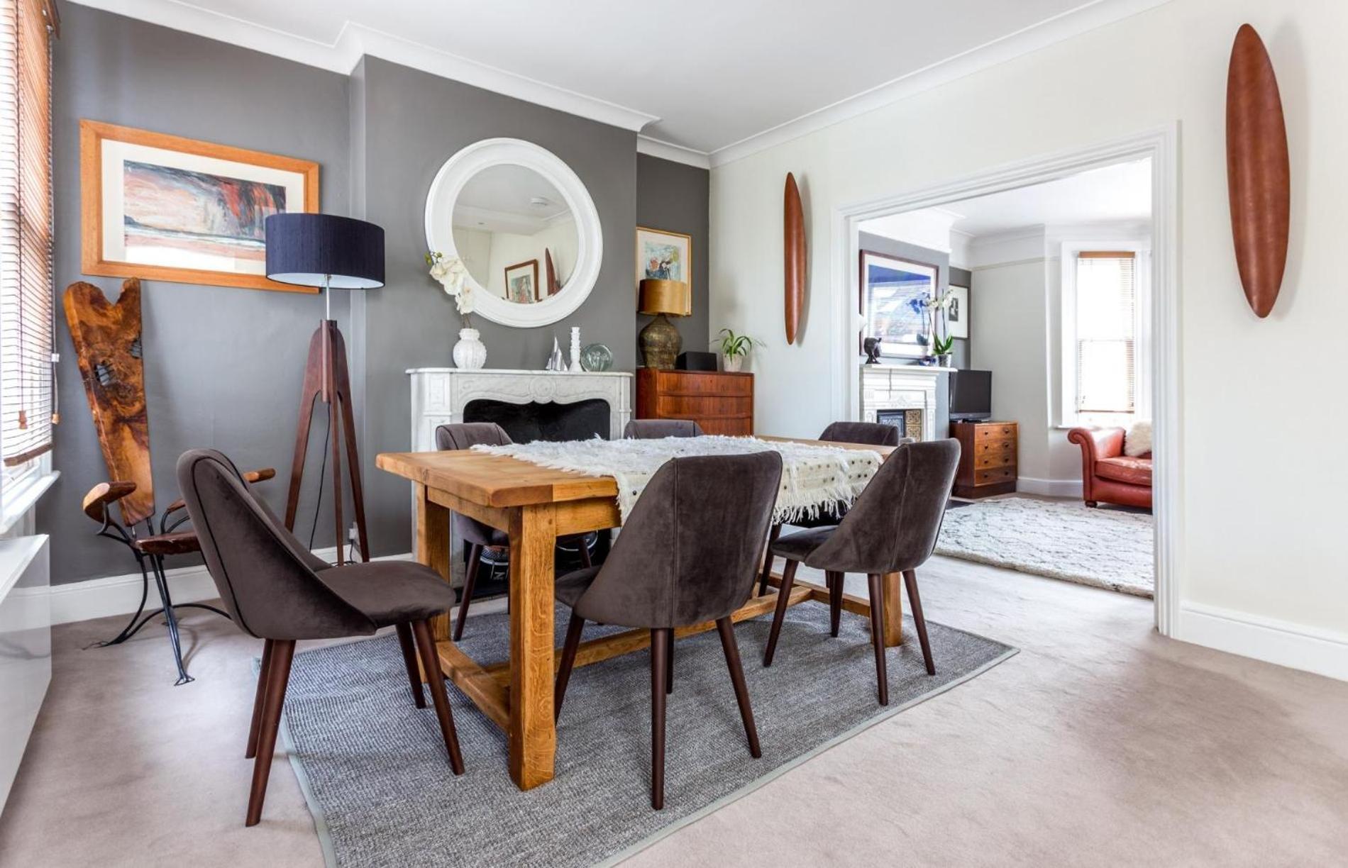 Elephant & Oxpecker 2 Bedrooms In Fulham Londra