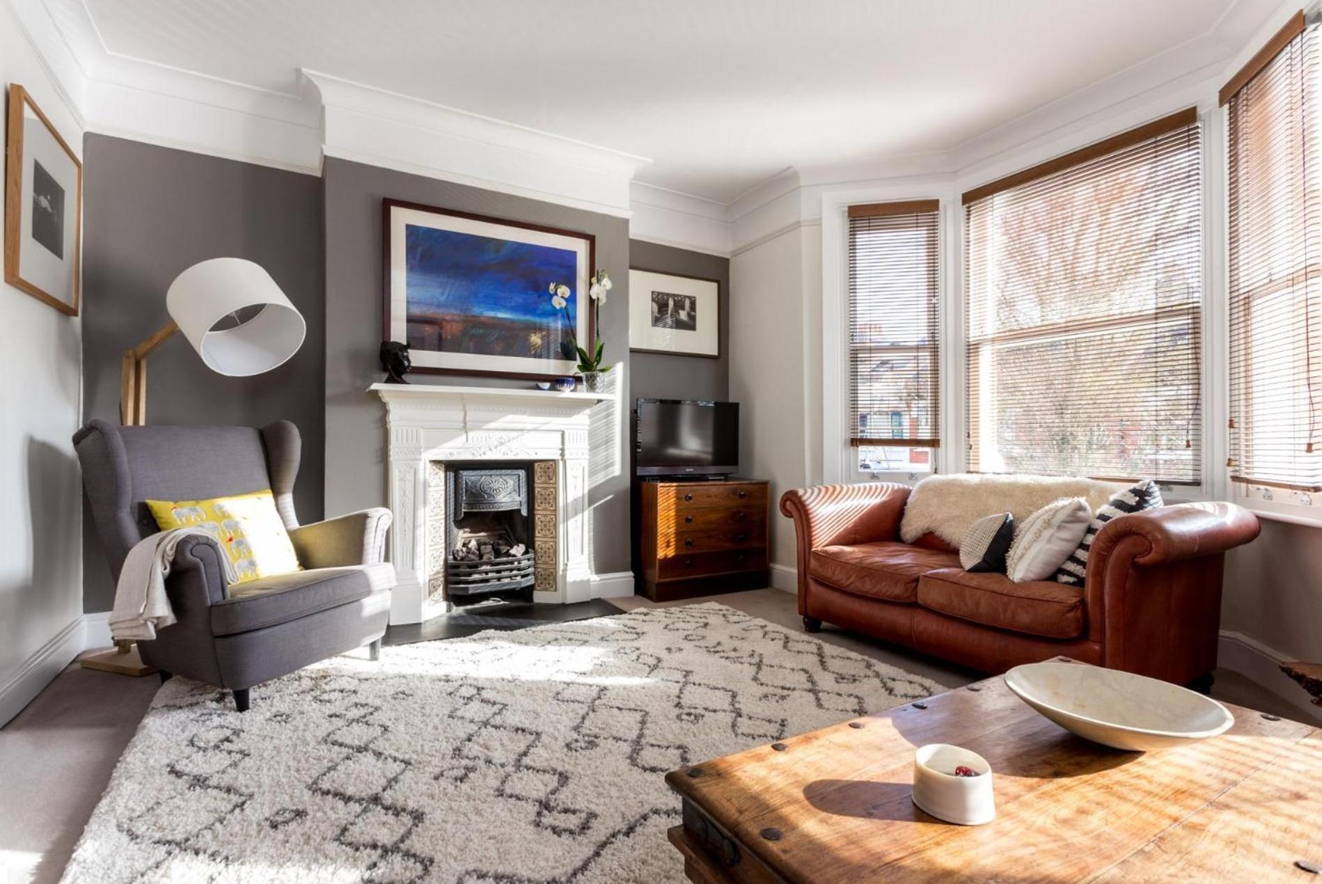 Elephant & Oxpecker 2 Bedrooms In Fulham Londra